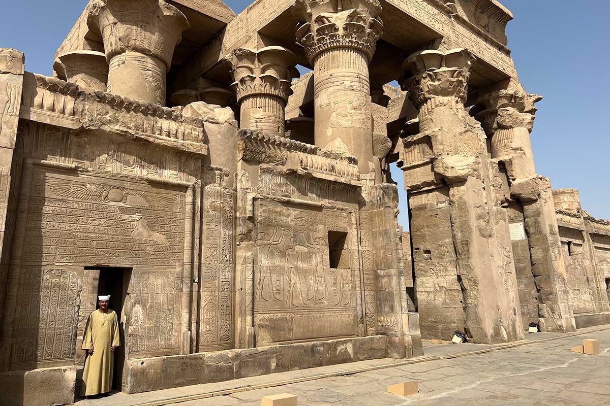 8 Days Luxury Nile Dahabiya Cruise – Luxor to Aswan