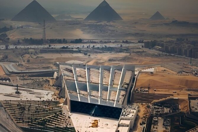 Giza Pyramids, Sphinx & Grand Egyptian Museum